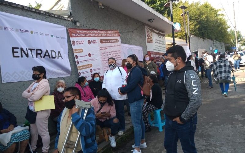 Jornadas de vacunación contra la COVID-19 transcurren con éxito en Xalapa